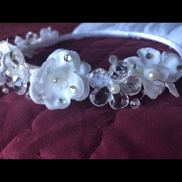 First Communion Headpiece - Picture 4 of 4